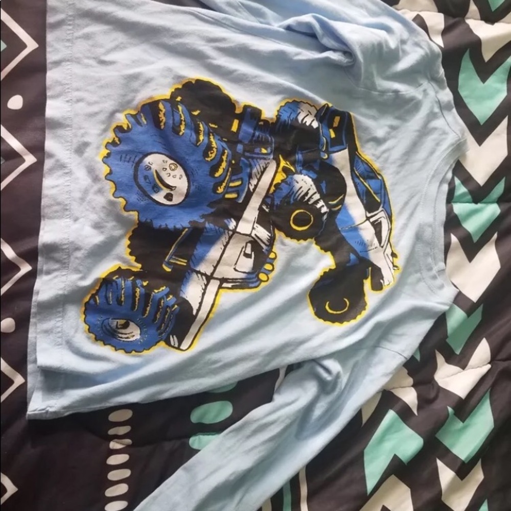 Boys shirt size 7/8
